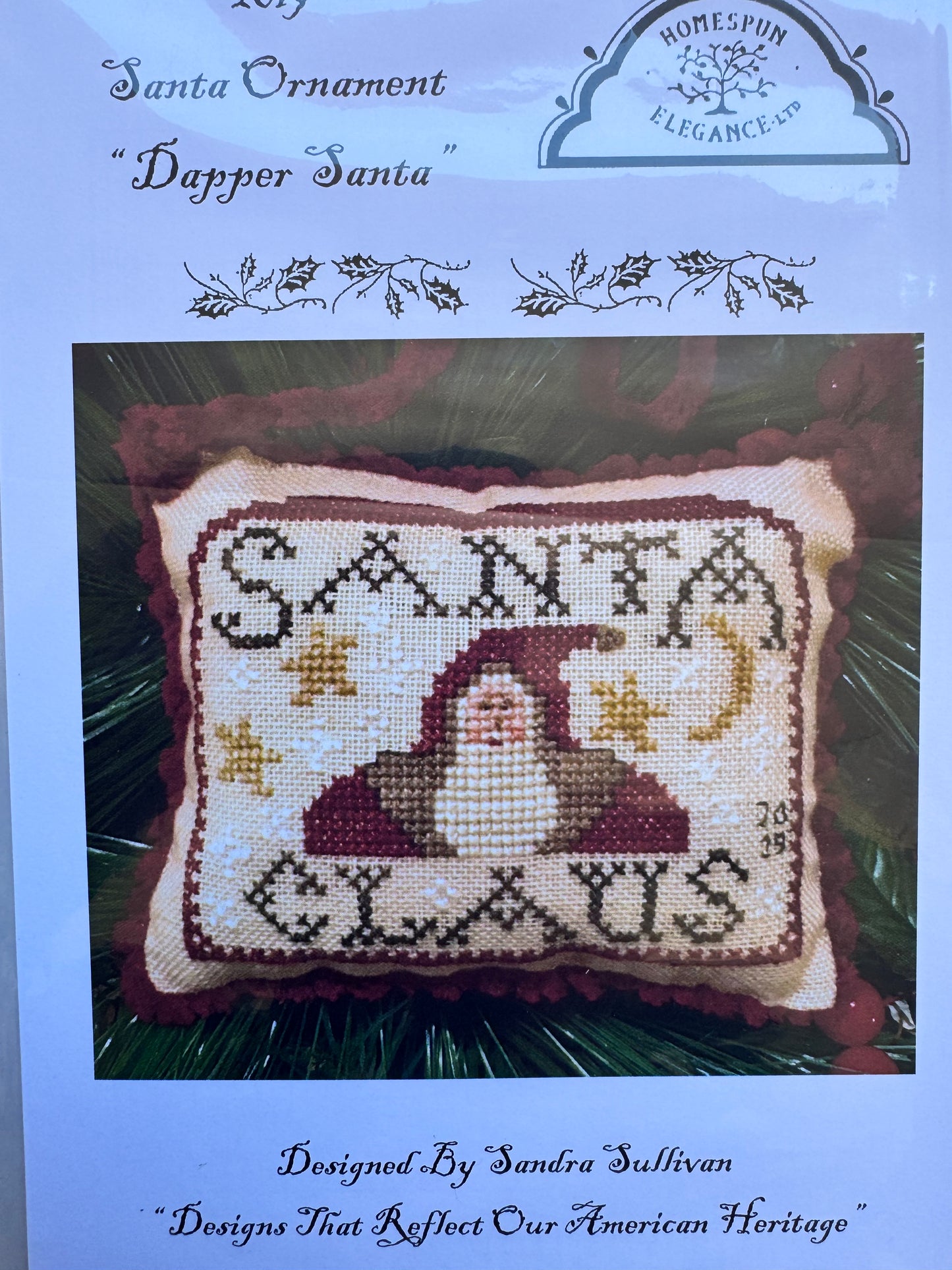 Homespun Elegance – Dapper Santa
