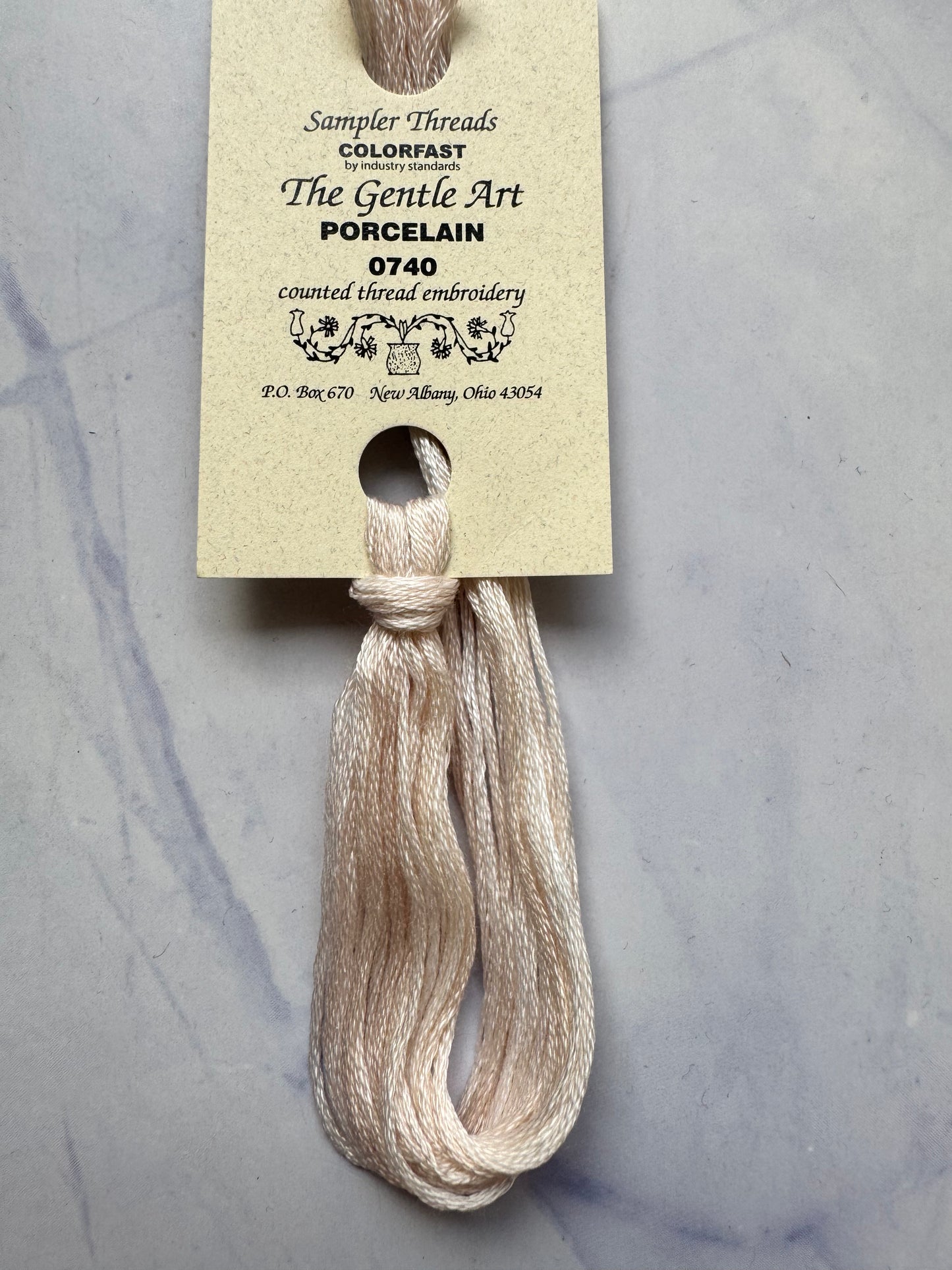 Sampler Threads – Porcelain (0740) 5 Yards