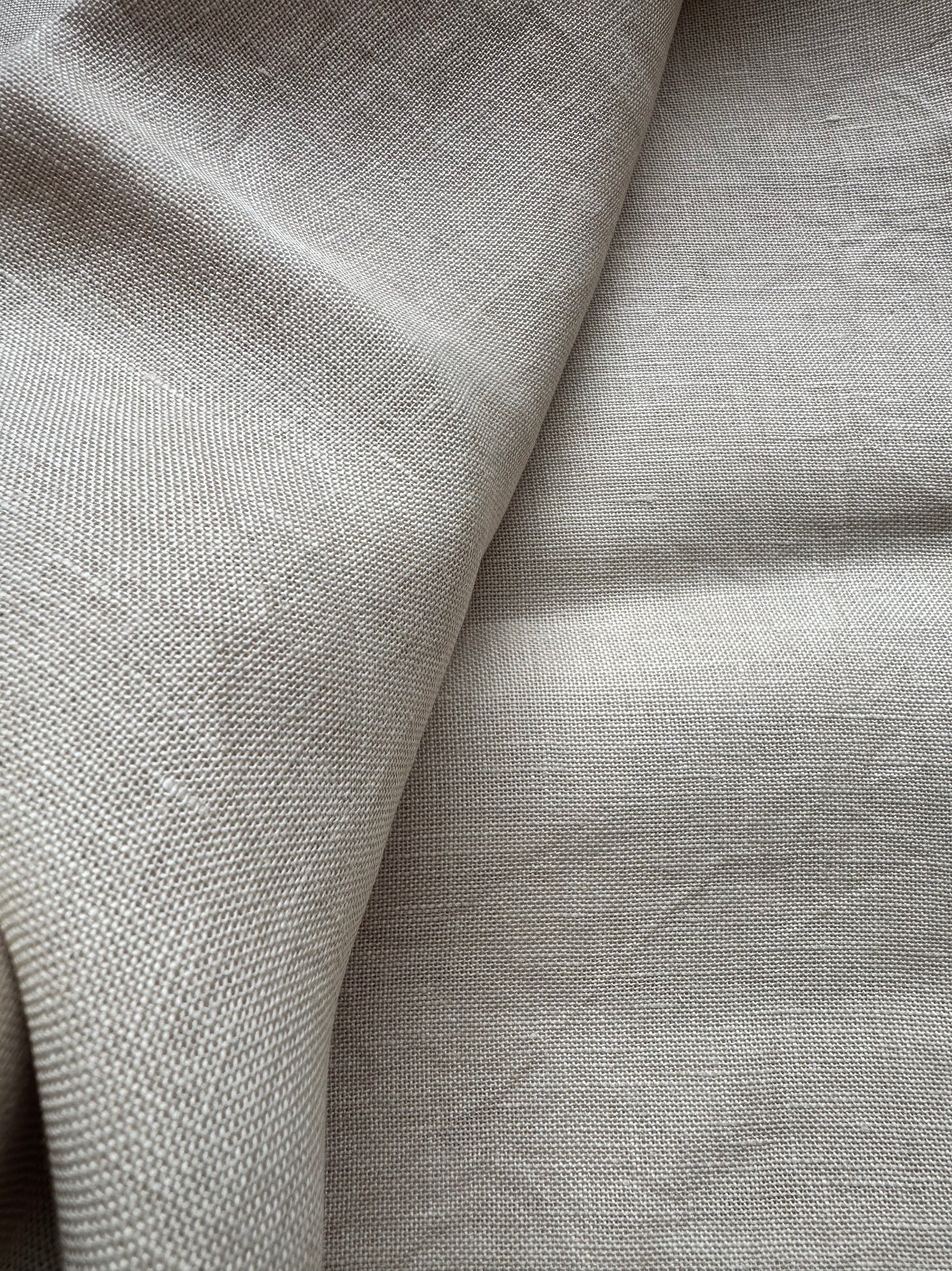 R&R Reproductions – Crème Brûlée 32 Count Hand-Dyed Linen