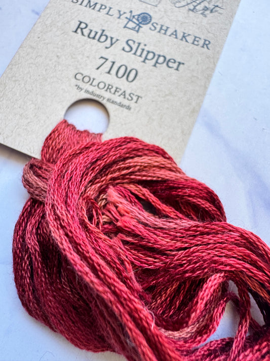 Simply Shaker – Ruby Slipper (7100) 5 Yards