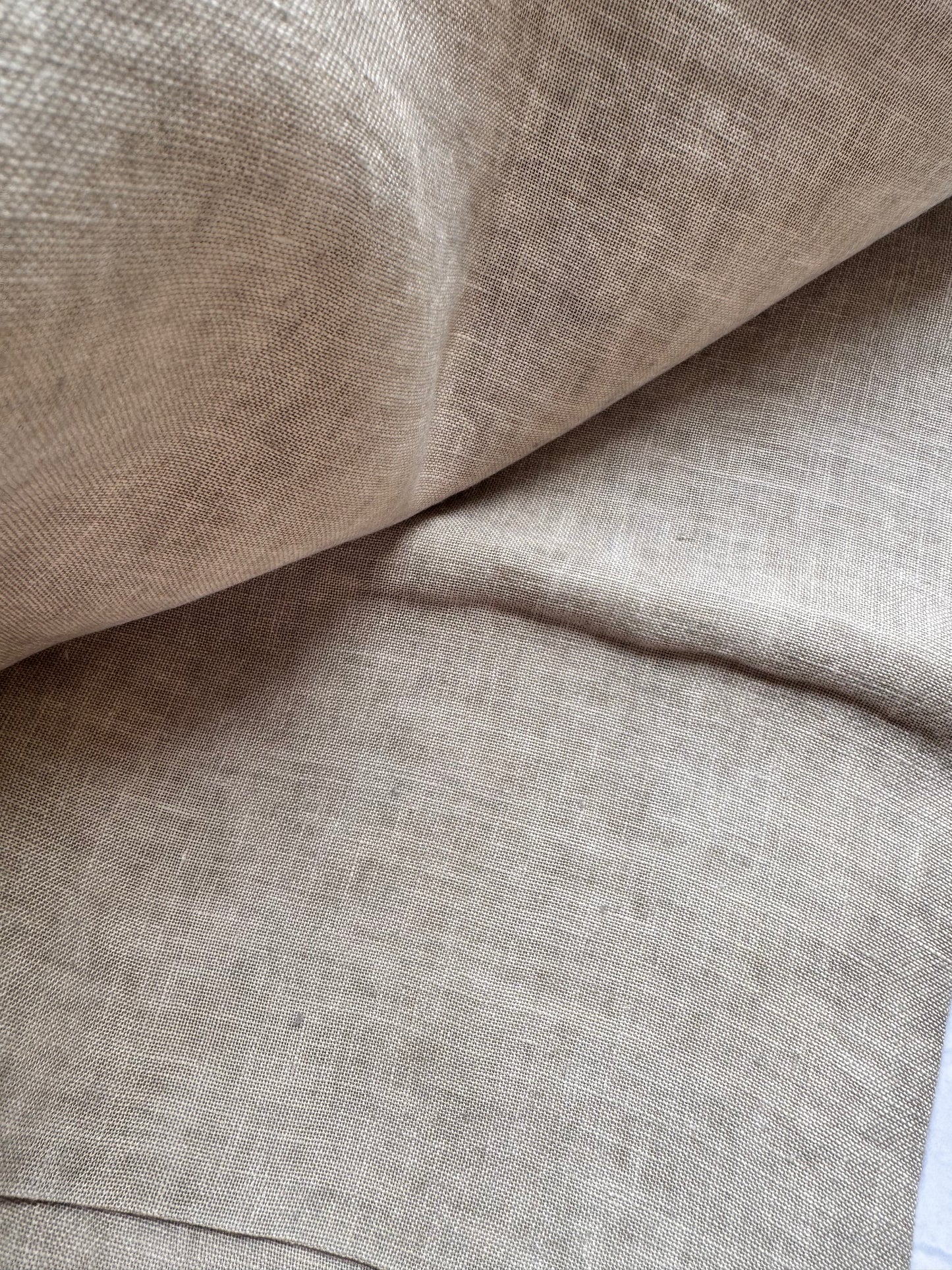 Weeks Dye Works – Aspen 36 Count Hand-Dyed Linen