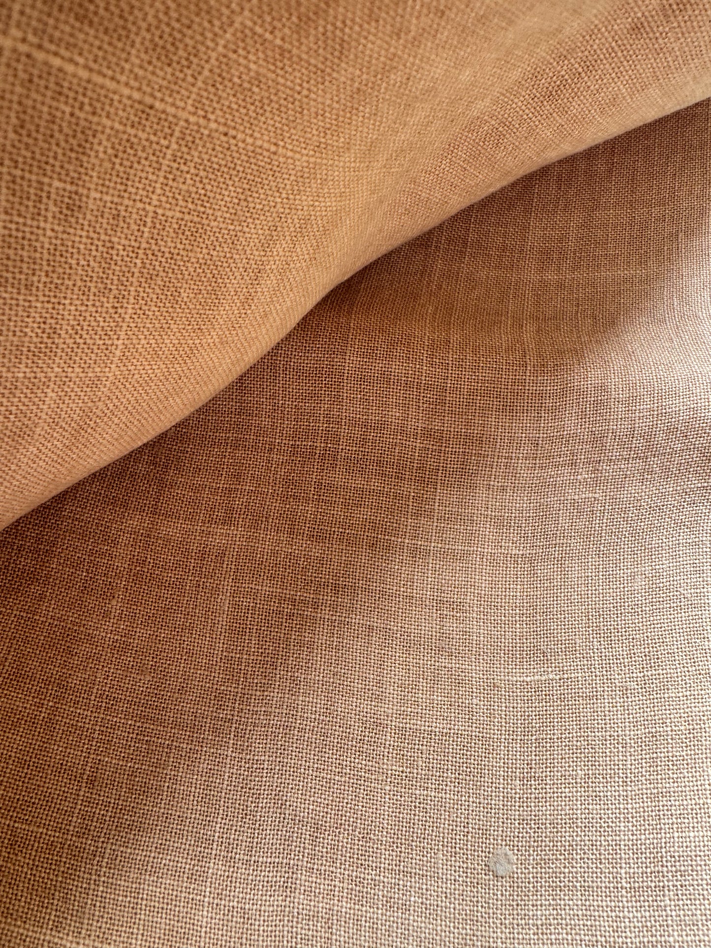 Weeks Dye Works – Cappuccino 32 Count Hand-Dyed Linen