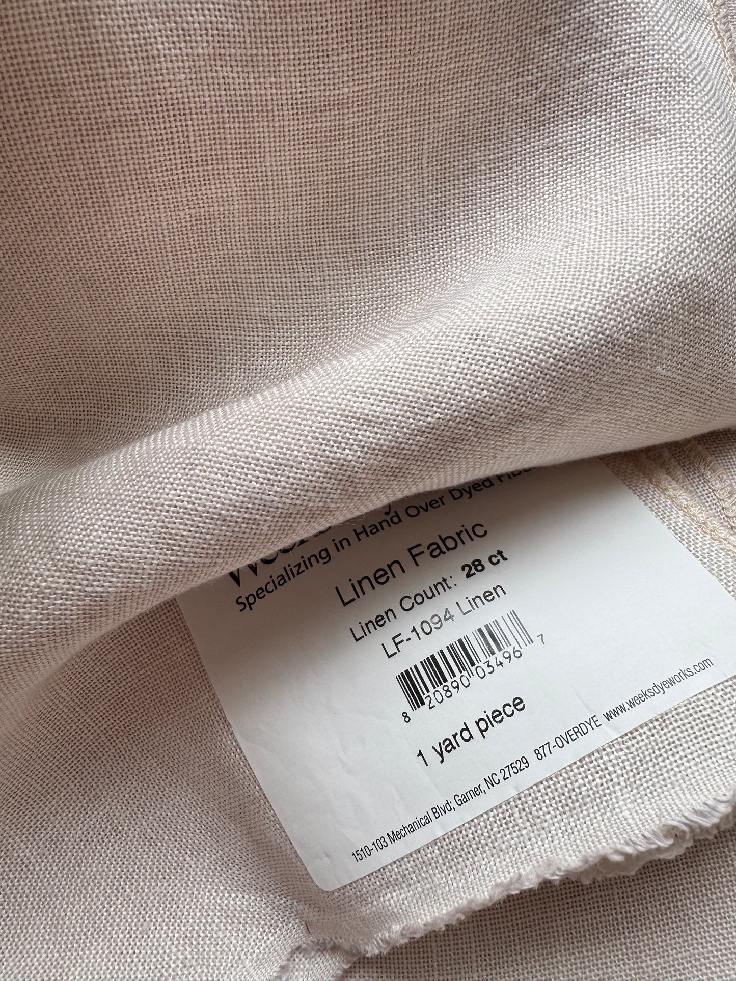 Weeks Dye Works – Linen 28 Count Hand-Dyed Linen