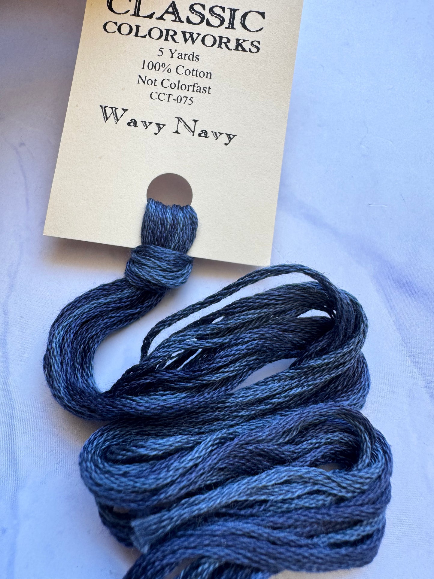 Classic Colorworks - Wavy Navy (075) 5 Yards